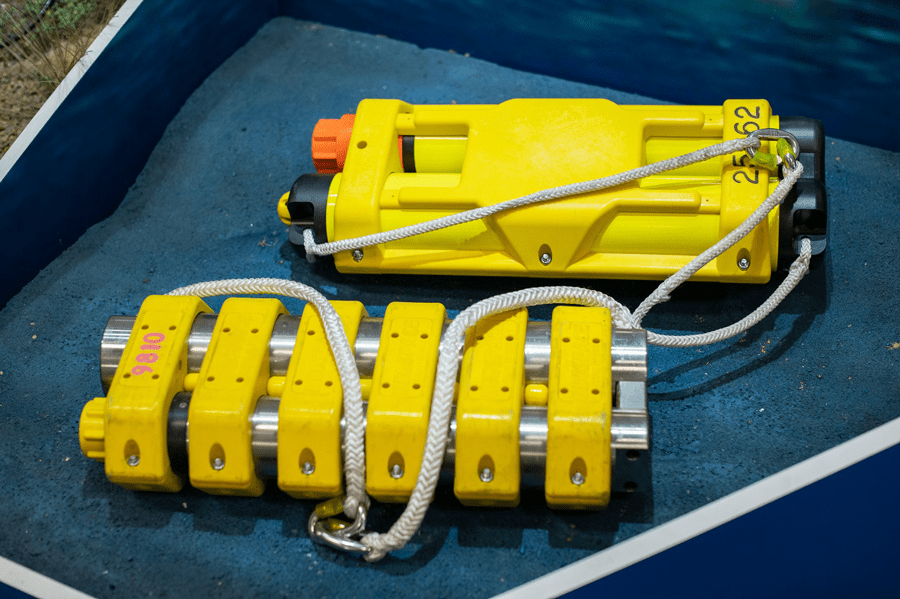 The final sensor. At the top is the plastic version for shallow water. At the bottom is the titanium version for deep ocean water.